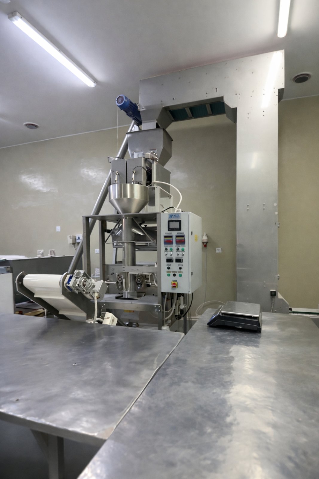 Αποθήκη τροφίμων και χονδρική διανομή